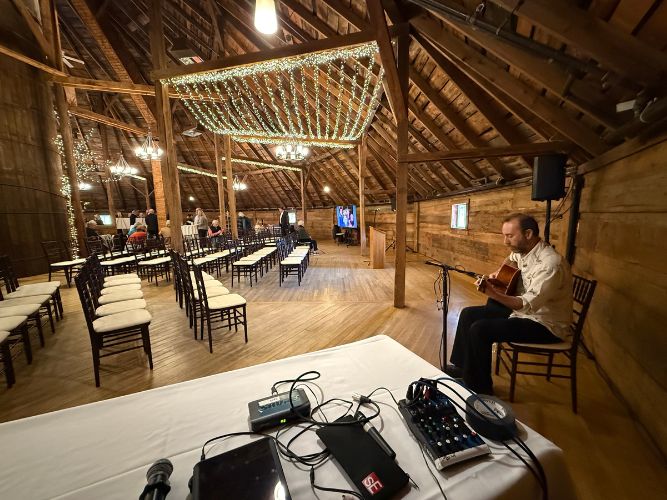 professional wedding DJ